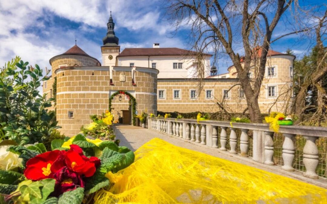 Frühlingserwachen im Schloss Weinberg / Kefermarkt